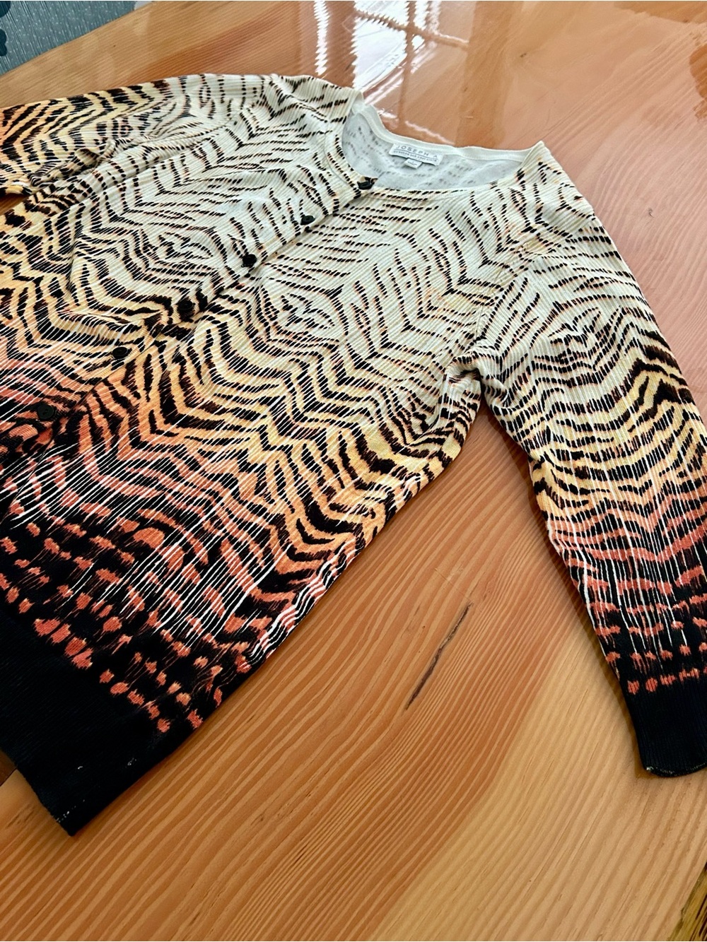 Joseph A. Animal Print Cardigan size Large Cream, Coral & Black